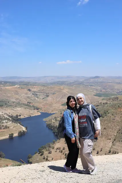 رحلة السيدات — الحديقة النباتية وإطلالة سد الملك طلال — صورة من الرحلة